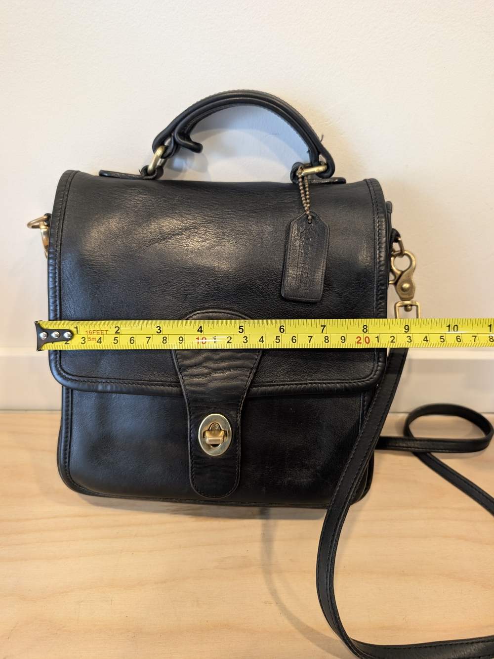 Vintage Coach Station Bag Black Leather Crossbody Top Handle Turnlock - Picture 11 of 11